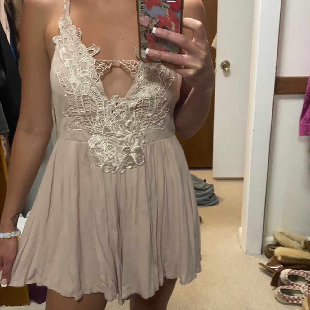 LF light pink romper with lace detail. Only one left 💗